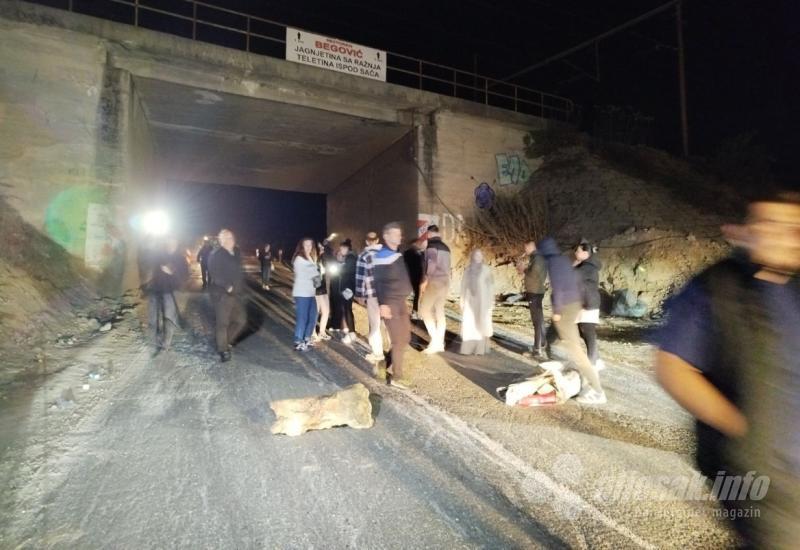 Blokada M17 nakratko - Jablanica: Mještani blokirali M17 na 15 minuta, nezadovoljni ishodom sastanka