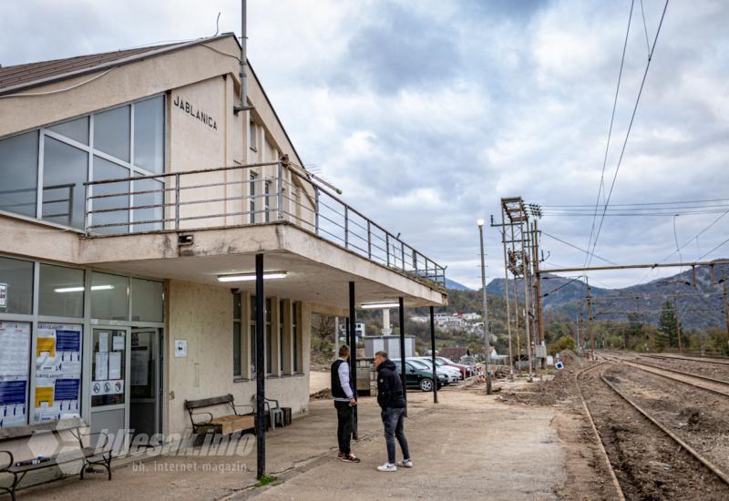 FOTO | Donja Jablanica na biralištu