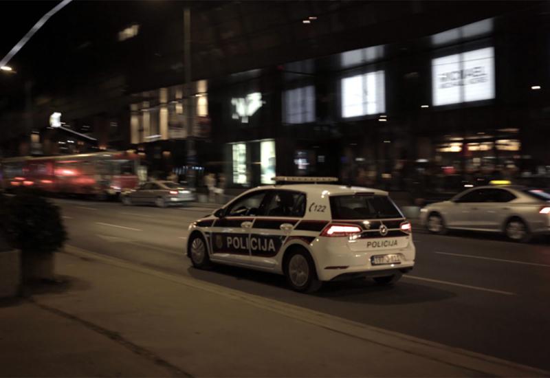 Tužitelji dvije godine ne donose odluku protiv policajaca za napad na djecu u Sarajevu