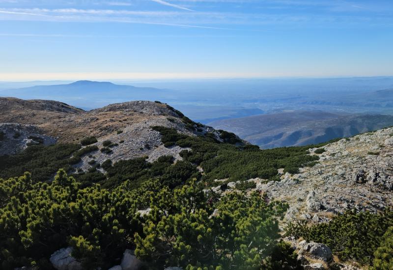 Pogled s vrha - FOTO | Članovi HPD Vrlosinj na krovu Hrvatske