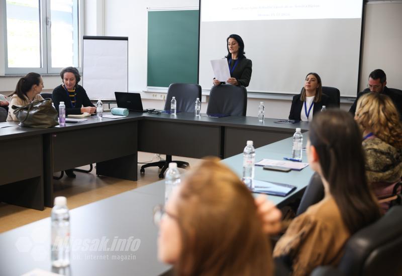 Znanstveni skup pod nazivom Obrazovanje pristupačno svima - FOTO | Znanstveni skup u Mostaru: Kako unaprijediti kvalitetu studiranja osobama s invaliditetom