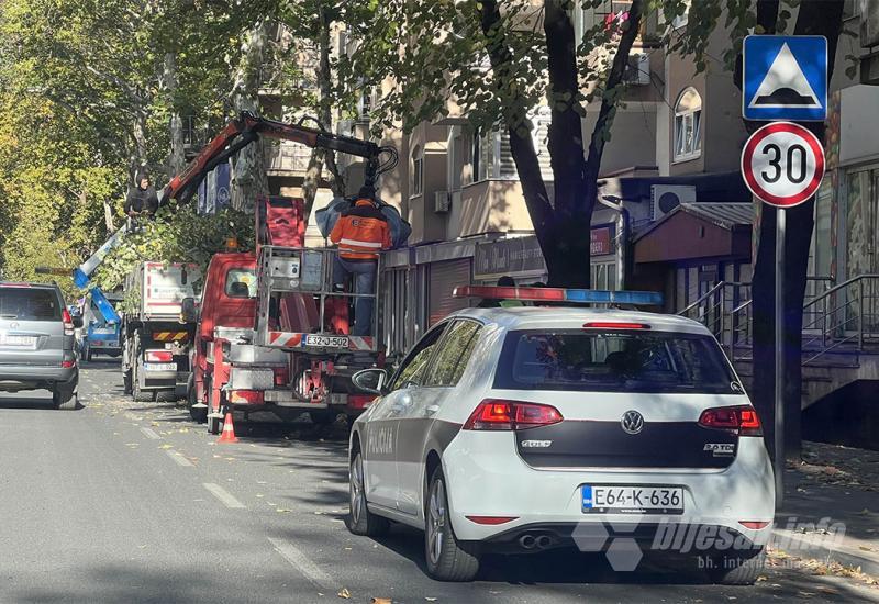 FOTO Jak vjetar u Mostaru - vrijeme kao stvoreno za pilanje