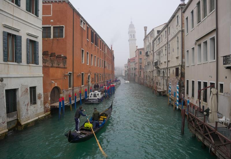 Italija: Magla prekriva Veneciju