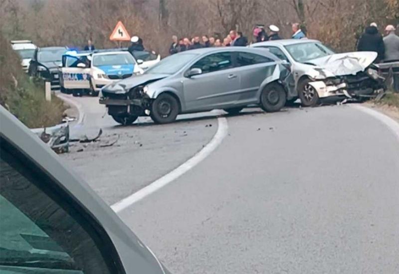 Prometna nesreća u mjestu Rekavice - Teška prometna nesreća: Ozlijeđene tri osobe 