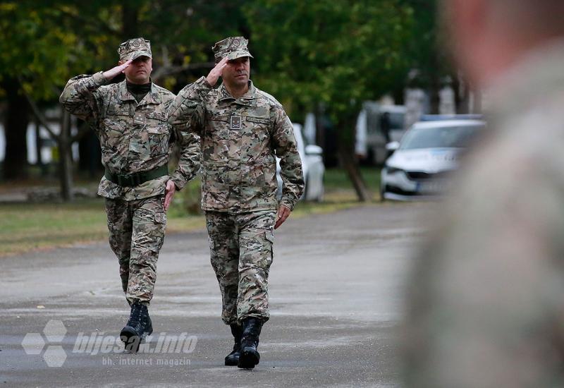 VIDEO | Vojni poziv u fokusu: Mladi časnici inspiriraju novu generaciju u Mostaru