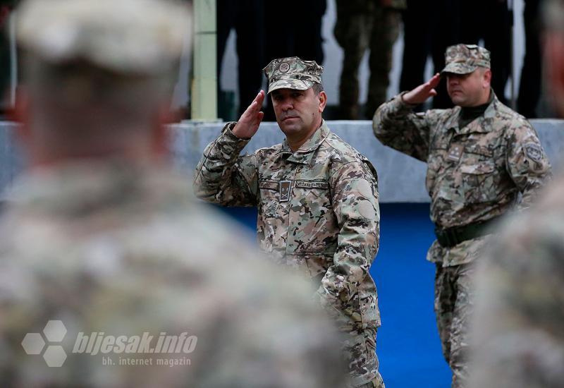 VIDEO | Vojni poziv u fokusu: Mladi časnici inspiriraju novu generaciju u Mostaru