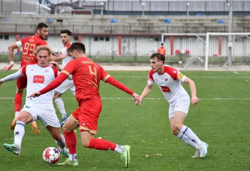 Ništa slučaju: Borac cijelu utakmicu s igračem više do pobjede u Doboju