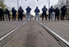 Bljesak iz Beograda: Protesti zbog rušenja Starog savskog mosta, uhićenja i sukobi s policijom