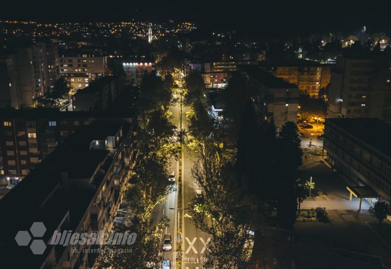 FOTO/VIDEO - Kako LED rasvjeta obasjava mostarske ulice?