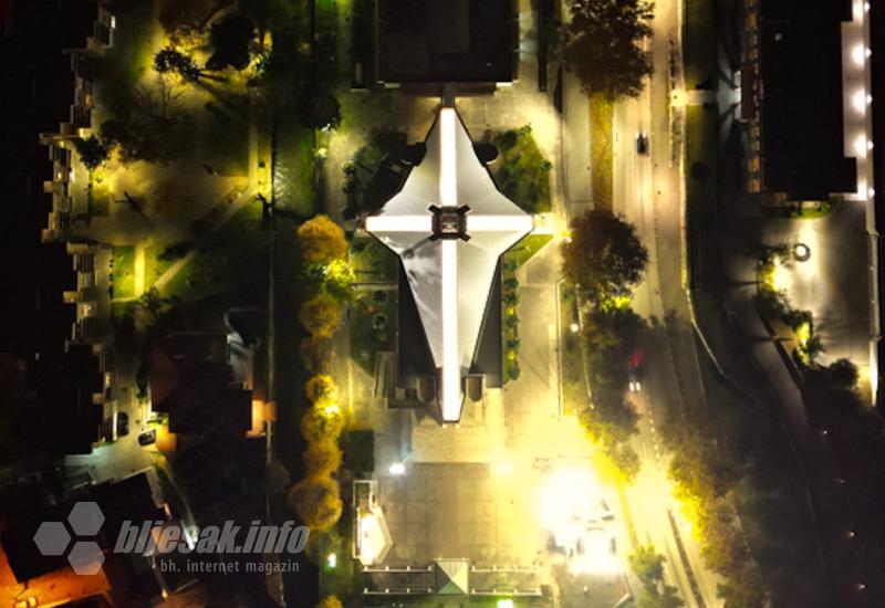 FOTO | Mostarska katedrala: Kako je Franićeva vizija nadjačala ograničenja režima