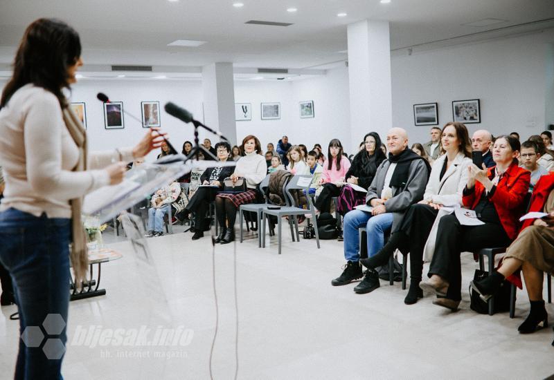 FOTO: U Mostaru održana manifestacija Književna jesen