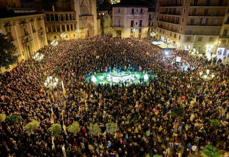 100.000 prosvjednika traži ostavke zbog smrtonosnih poplava u Španjolskoj