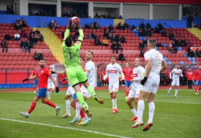 Sloga se nakon isključenja raspala, Borac slavio 4:0