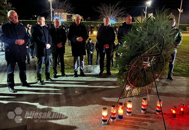 Potoci: 31 godina od razmjene hrvatskih logoraša u znaku molitve, potresnog filma i sjećanja na žrtve