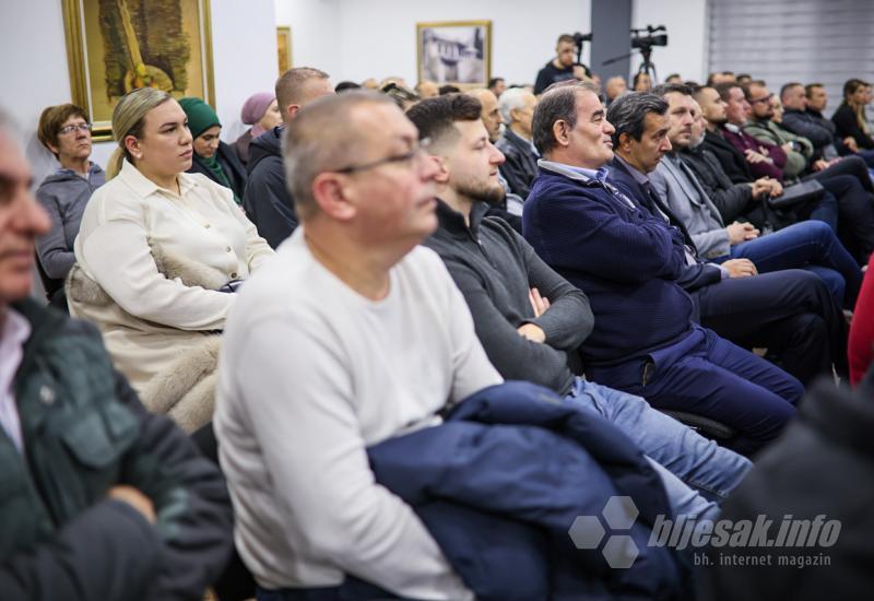 S tribine o Lakišića haremu poručeno: Na djelu je velika diskriminacija muslimana u Mostaru