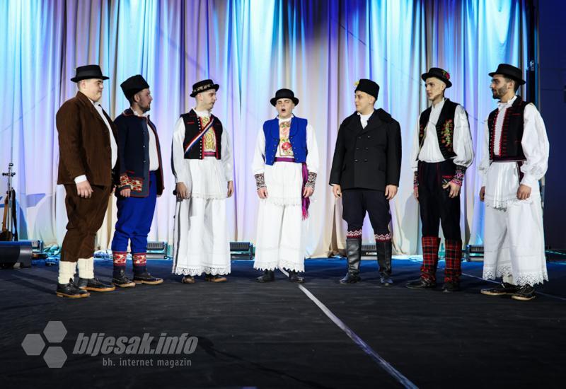 FOTO GALERIJA | Koncert Blago naše - 'ponosni na tradiciju koja se prenosi s koljena na koljeno'