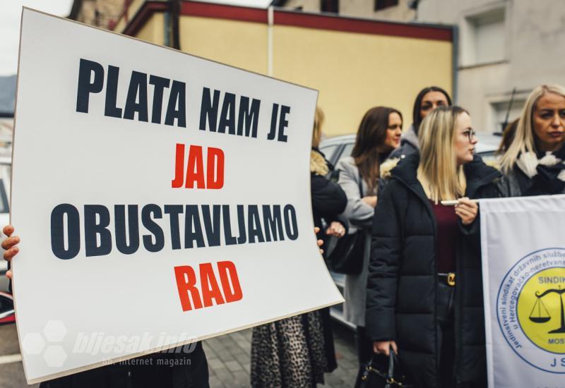 ''Od ove plaće nam se plače'' - štrajk sindikata državnih službenika i namještenika pravosuđa