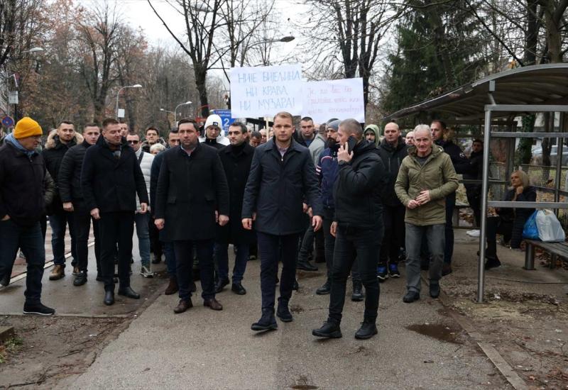  Ponovo prosvjed u Banja Luci zbog smanjenja prihoda od PDV-a za Banjaluku i Bijeljinu