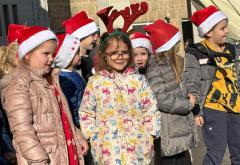 FOTO/VIDEO | Dječji osmijesi obasjali Advent u Mostaru