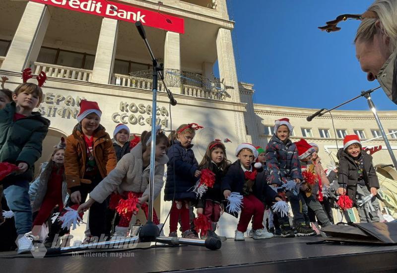 FOTO/VIDEO | Dječji osmijesi obasjali Advent u Mostaru