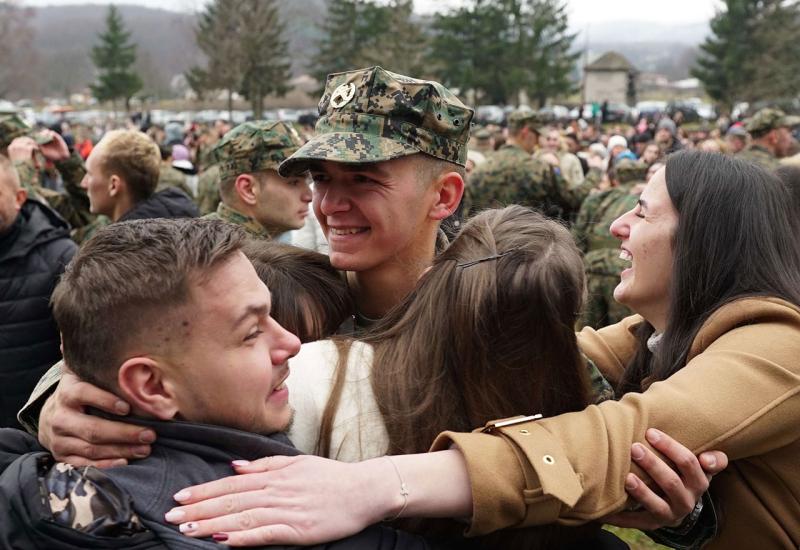 FOTO | Nova generacija vojnika: Mlade snage za sigurnost BiH