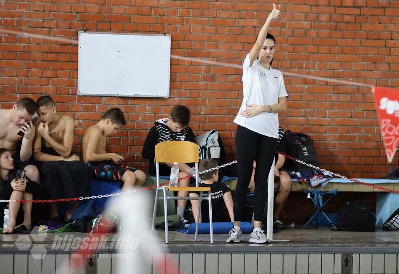 FOTO | U Mostaru 13. Božićni kup: Sportski spektakl na bazenu u Rodoču