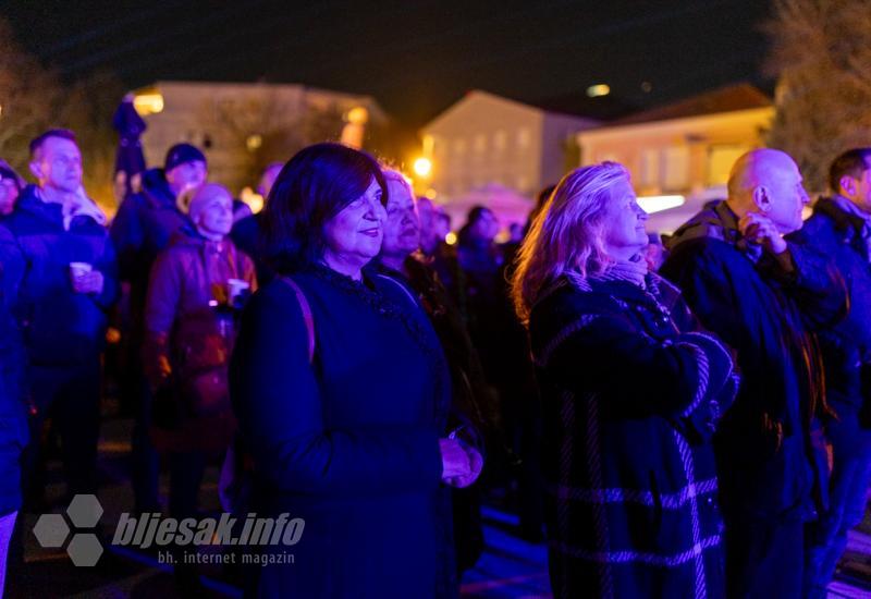 Glazba za dušu: Klapa Rišpet otvorila glazbeni program Adventa u Mostaru