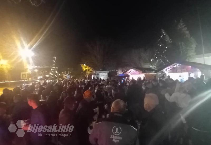 FOTO: Dolaskom svetog Nikole i nastupom Joze Mikulića započeo "Advent na Kočerinu"