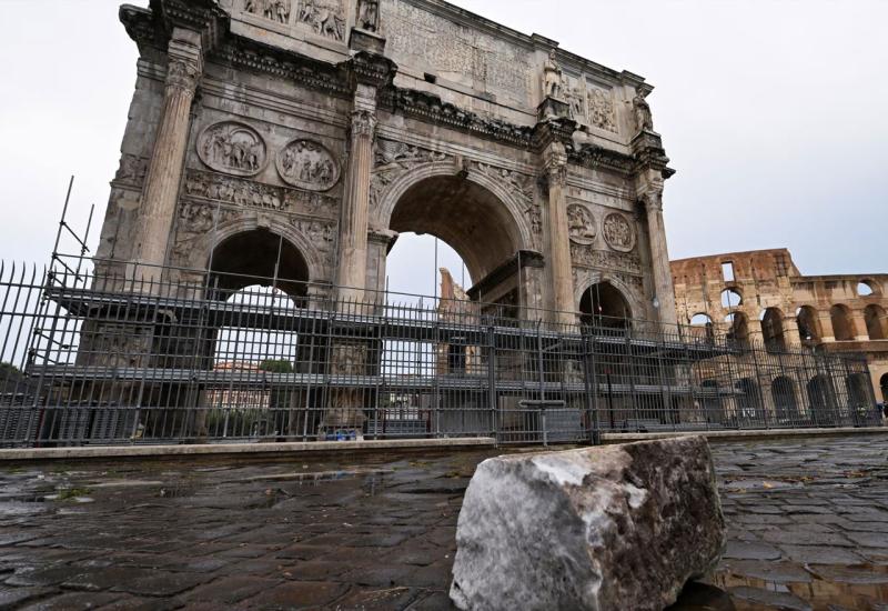 U Italiji jak vjetar i snijeg odnijeli jedan život