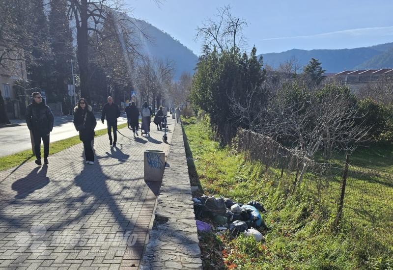 Mostar: Mala deponija koju je stvorio nemar