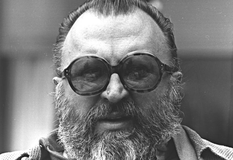 Sergio Leone (Rim, 3. siječnja 1929. – Rim, 30. travnja 1989.) - Sergio Leone -­ čovjek koji je stvorio vjerojatno najbolje vestern filmove