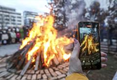 FOTO| Sarajevo i Beograd slave Badnji dan: Pravoslavni vjernici najavljuju Božić