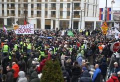 FOTO| Studenti blokirali Mostarsku petlju: Zahtijevaju pravdu za svoje kolege