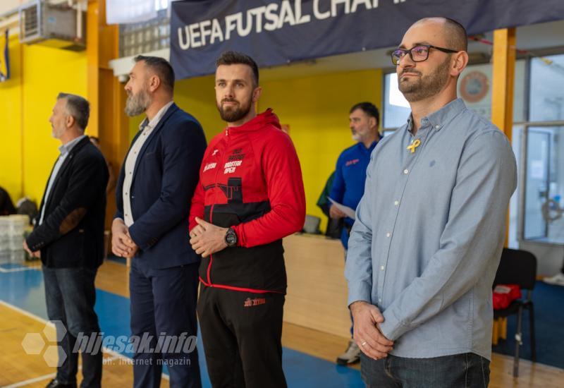 Seminar borilačkih vještina u Mostaru - FOTO: Miran Fabijan izazvao pomamu u Mostaru: 150 ljudi radi u humanitarne svrhe!