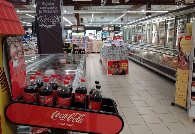 U Hrvatskoj danas slabiji bojkot prodavnica u odnosu na prošli petak - FOTO| Građani ustrajni u bojkotu: Trgovci smanjuju cijene više od 1.000 proizvoda
