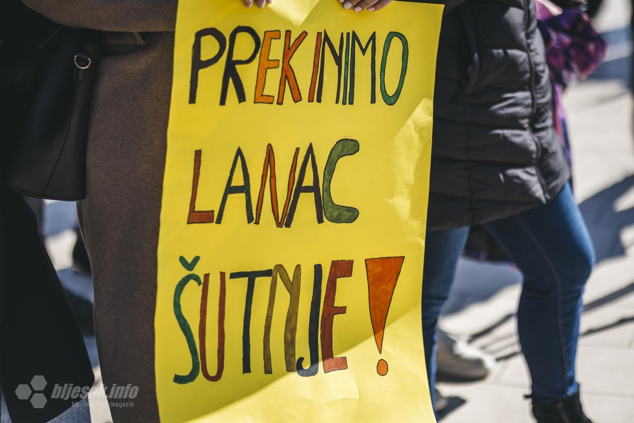 FOTO | Mostar ustao protiv nasilja: Održana akcija "One Billion Rising"