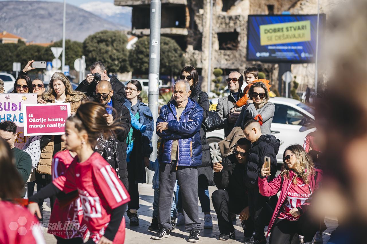 FOTO | Mostar ustao protiv nasilja: Održana akcija "One Billion Rising"
