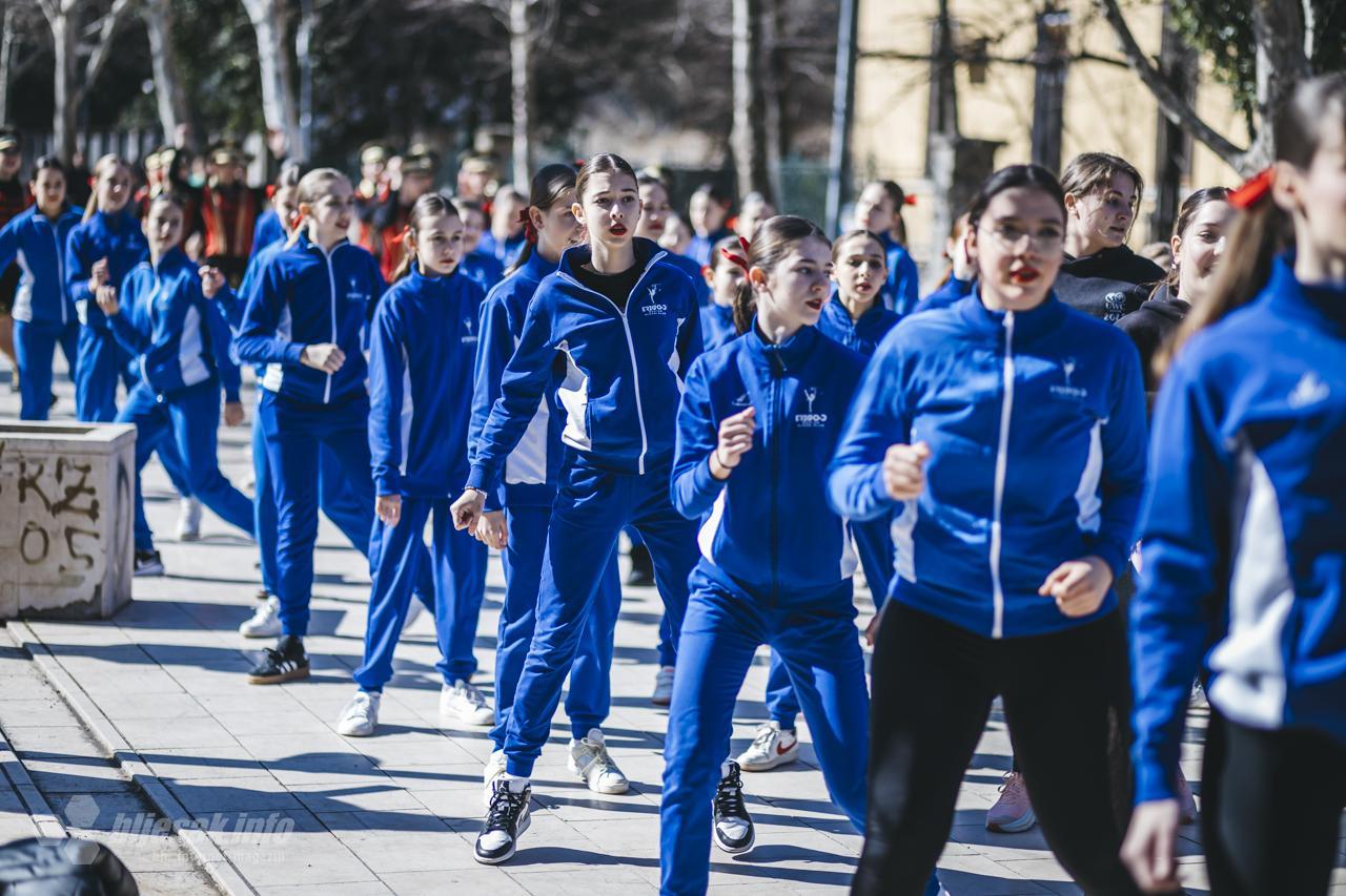 FOTO | Mostar ustao protiv nasilja: Održana akcija "One Billion Rising"