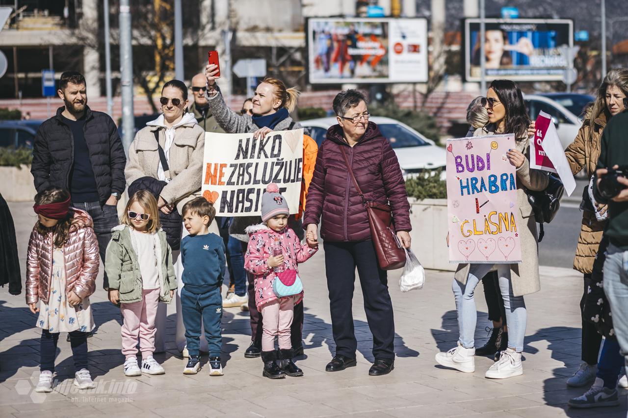 FOTO | Mostar ustao protiv nasilja: Održana akcija "One Billion Rising"