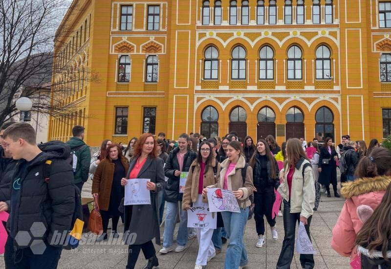 Šetnja za život bez nasilja u Mostaru - FOTO | Mostarski školarci jasno poručili: 