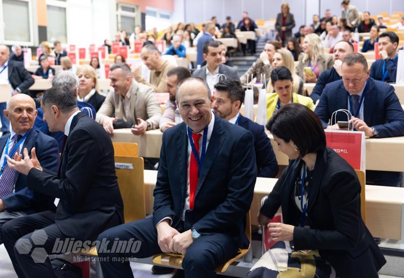 Simpozij na Medicinskom fakultetu Sveučilišta u Mostaru - Kvesić: Imamo fakultet koji 