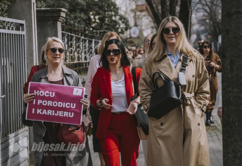  - FOTO |