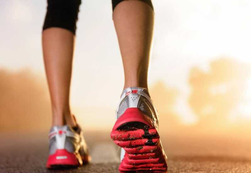 Pogledajte kako istopiti 20 posto više kalorija dok hodate