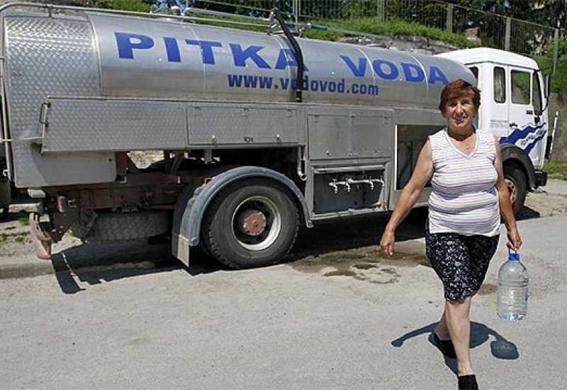 Davor Javorovic/PIXSELL - Skoro 100.000 ljudi na području ostalo bez pitke vode