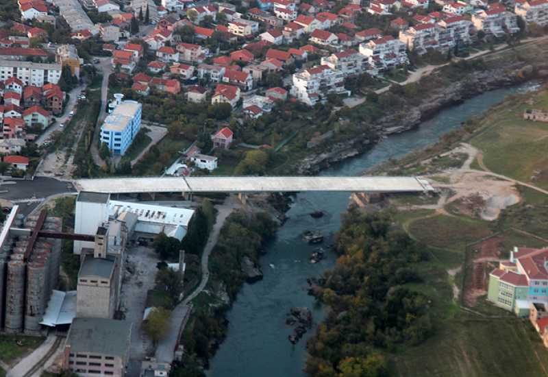 Mostar: Odabran asfalt za cestu do novog mosta