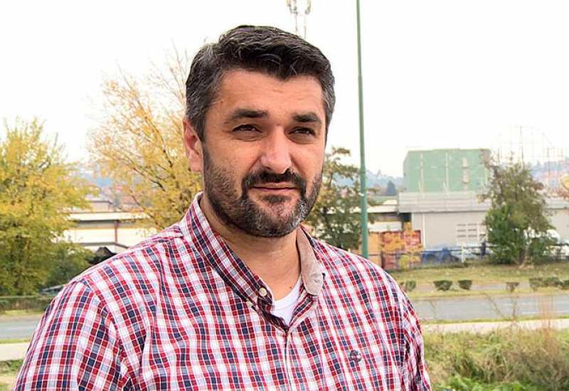 Suljagić: Brnabić laže, Vučić preklinje da dođe u Srebrenicu 
