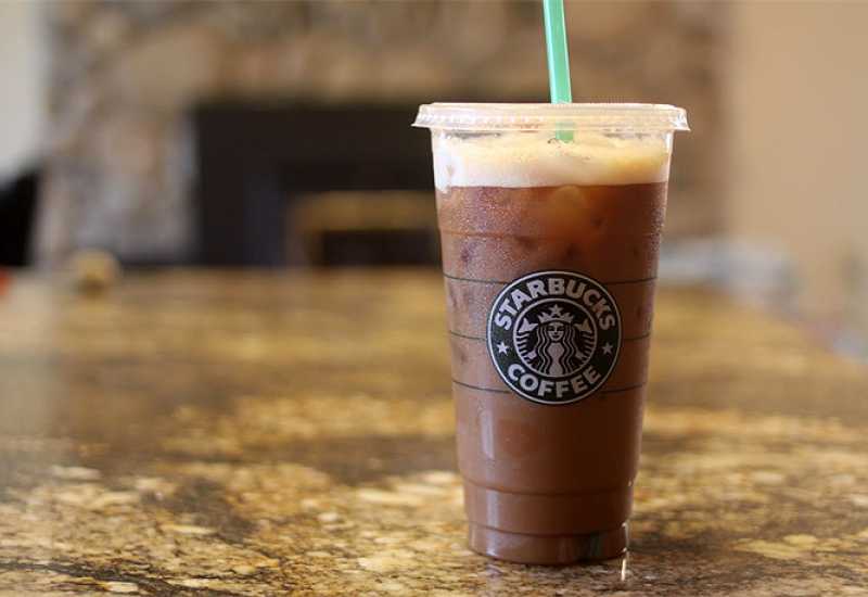 Starbucks povlači plastične slamke iz 8.000 objekata