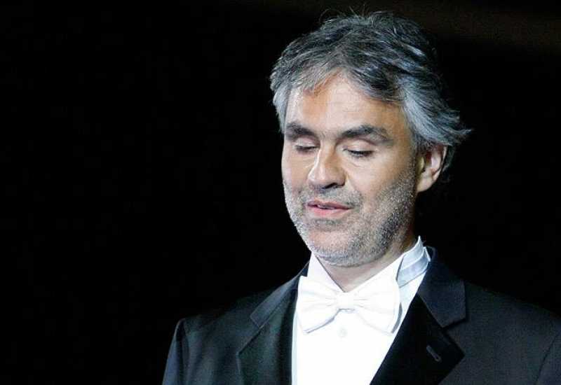 Bljesak.info - Andrea Bocelli na Uskrs pjeva u praznome Duomu